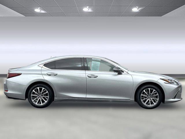 used 2022 Lexus ES 350 car, priced at $32,999