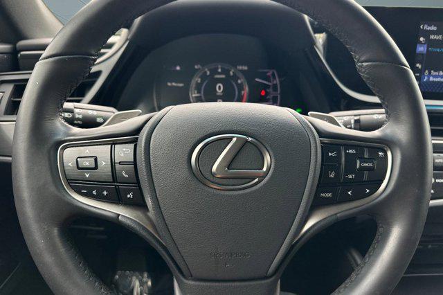 used 2022 Lexus ES 350 car, priced at $32,999