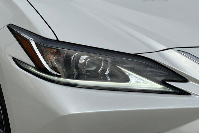 new 2025 Lexus ES 350 car, priced at $44,059