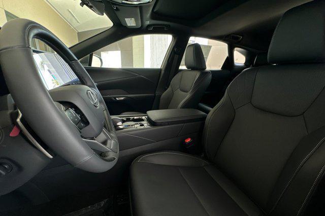 new 2025 Lexus RX 350 car, priced at $63,039