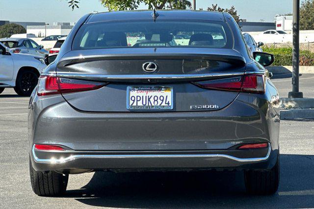 used 2025 Lexus ES 300h car, priced at $42,999