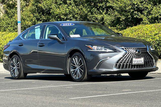 used 2025 Lexus ES 300h car, priced at $42,999