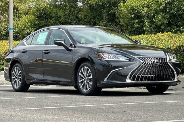 new 2025 Lexus ES 350 car, priced at $44,414