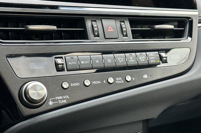 new 2025 Lexus ES 350 car, priced at $44,414
