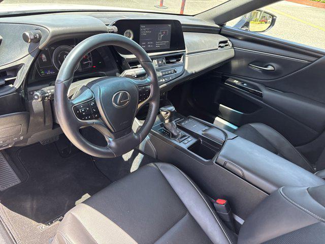 used 2022 Lexus ES 300h car, priced at $31,999
