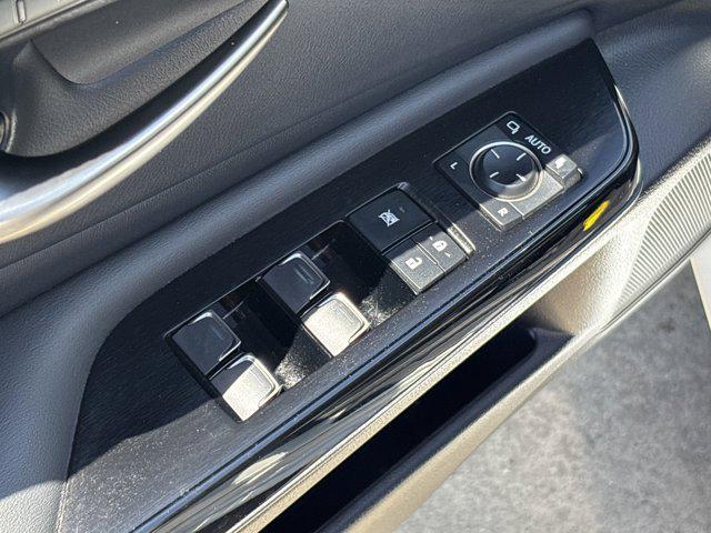 used 2022 Lexus ES 300h car, priced at $31,999