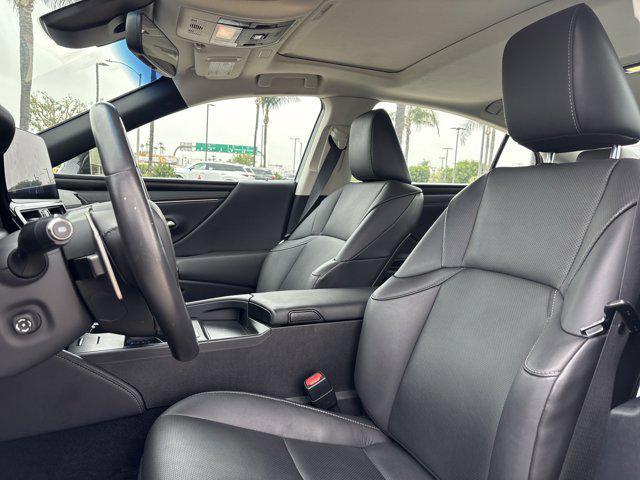 used 2023 Lexus ES 350 car, priced at $34,999