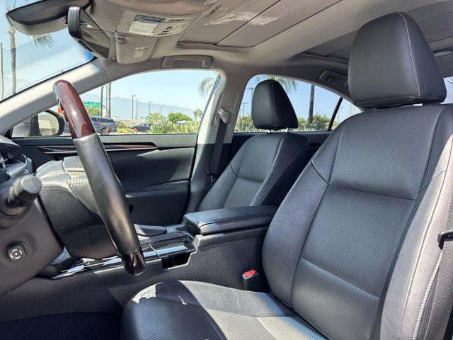 used 2017 Lexus ES 350 car, priced at $24,999