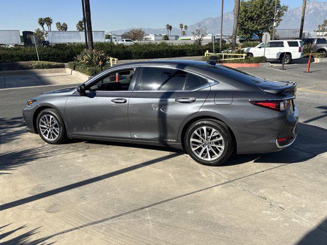 used 2022 Lexus ES 300h car, priced at $34,999