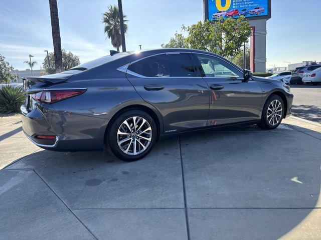 used 2022 Lexus ES 300h car, priced at $34,999