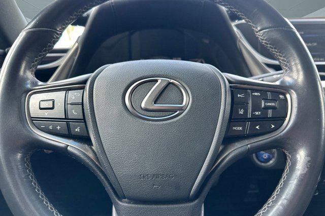 used 2021 Lexus ES 300h car, priced at $28,996