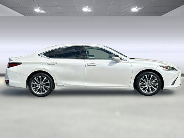used 2021 Lexus ES 300h car, priced at $28,996
