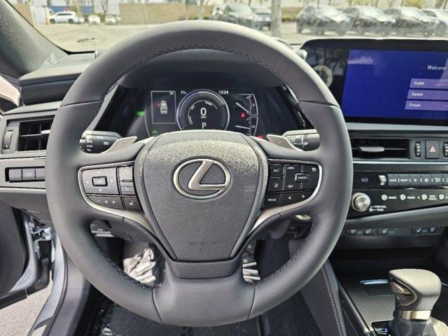 new 2024 Lexus ES 300h car, priced at $48,195