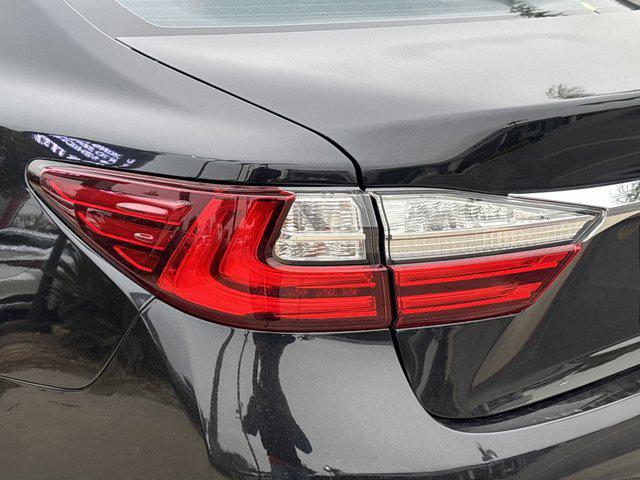 used 2018 Lexus ES 350 car, priced at $23,998