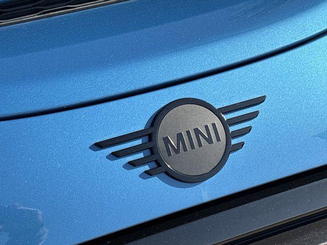 used 2022 MINI Hardtop car, priced at $25,488