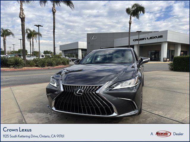 new 2025 Lexus ES 350 car, priced at $45,154