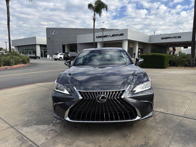 new 2025 Lexus ES 350 car, priced at $45,154