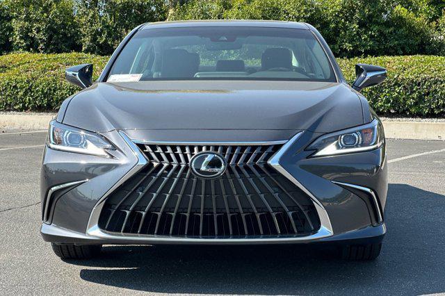 new 2025 Lexus ES 350 car, priced at $48,105