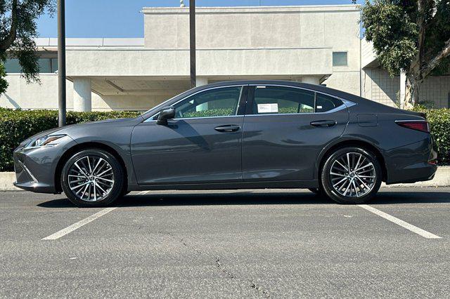 new 2025 Lexus ES 350 car, priced at $48,105