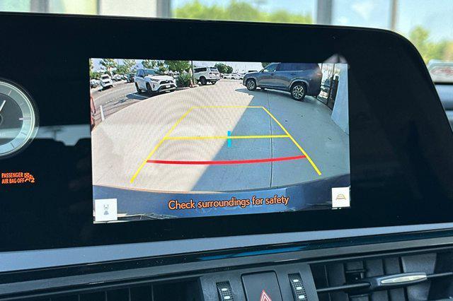 new 2025 Lexus ES 350 car, priced at $48,105