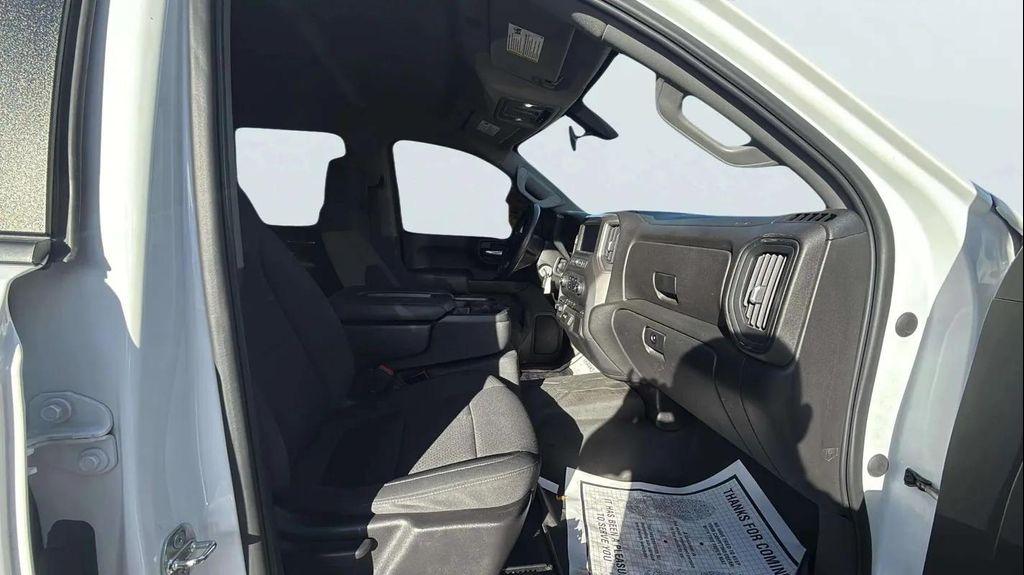used 2021 Chevrolet Silverado 1500 car, priced at $31,988
