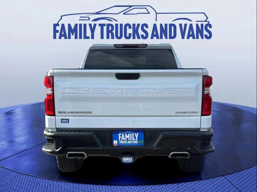used 2021 Chevrolet Silverado 1500 car, priced at $31,988