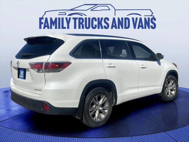 used 2015 Toyota Highlander car, priced at $21,487