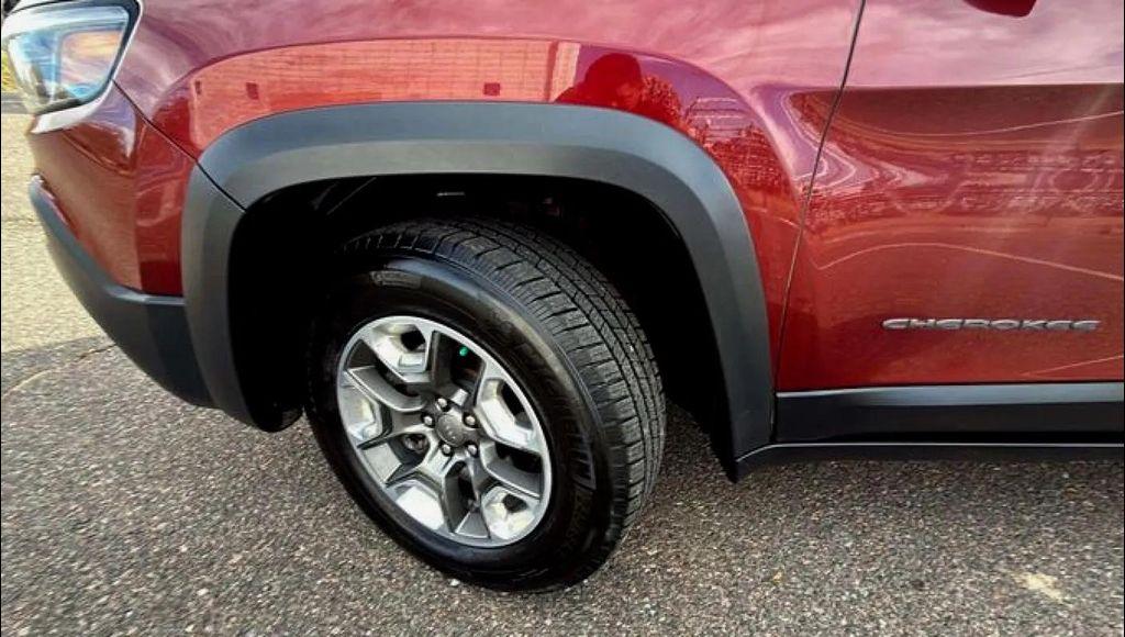 used 2019 Jeep Cherokee car, priced at $15,988