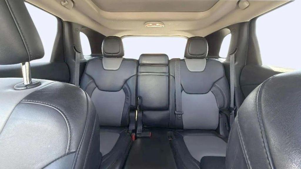used 2014 Jeep Cherokee car, priced at $10,500