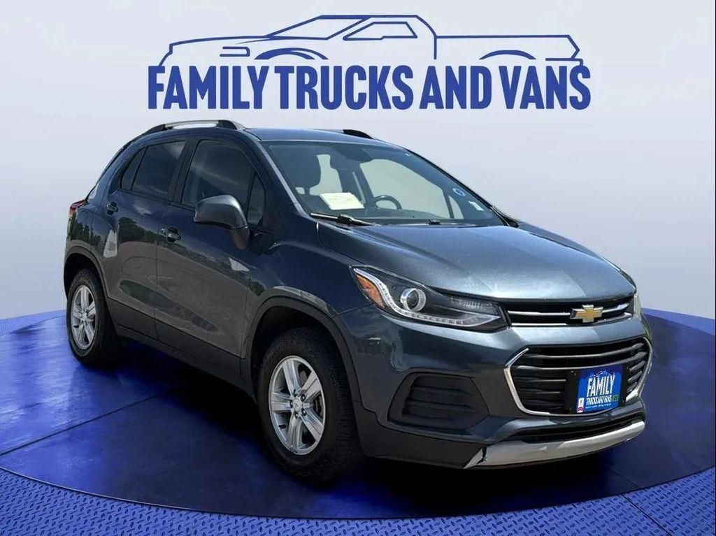 used 2022 Chevrolet Trax car, priced at $14,988