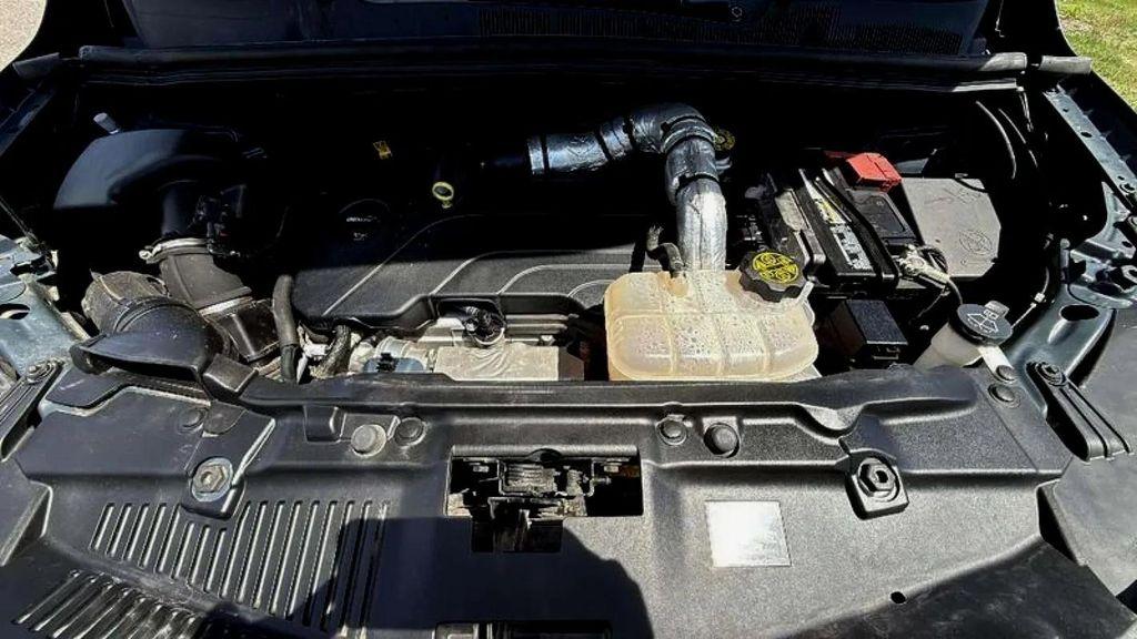 used 2022 Chevrolet Trax car, priced at $14,988