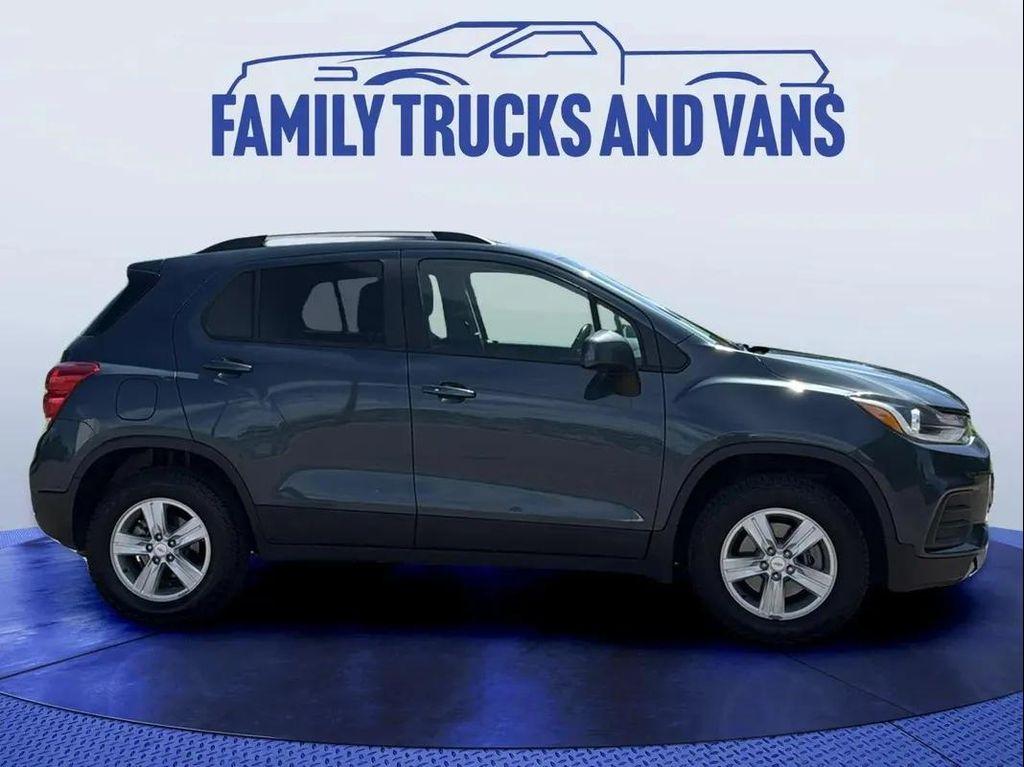 used 2022 Chevrolet Trax car, priced at $14,988