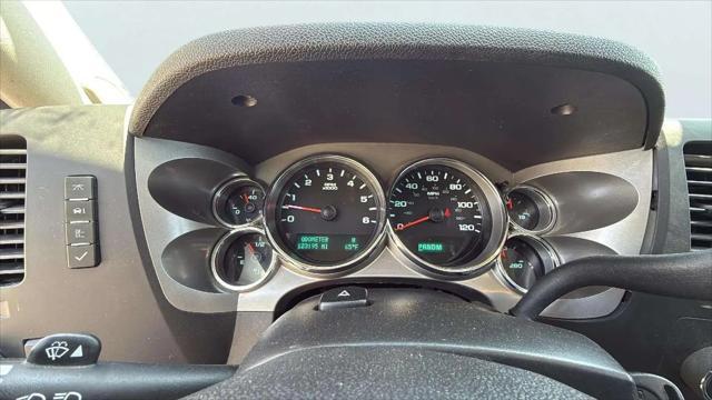 used 2013 GMC Sierra 1500 car, priced at $15,988