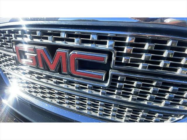 used 2018 GMC Sierra 1500 car, priced at $28,487