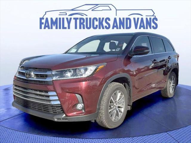 used 2018 Toyota Highlander car, priced at $29,487