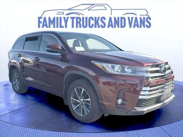 used 2018 Toyota Highlander car, priced at $29,487