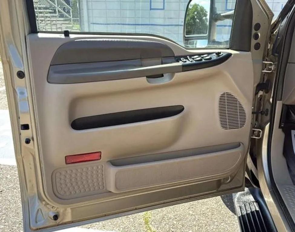 used 2000 Ford F-250 car, priced at $8,988