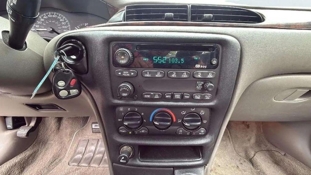 used 2002 Chevrolet Malibu car, priced at $6,988