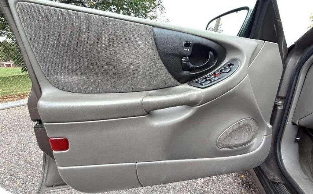 used 2002 Chevrolet Malibu car, priced at $6,988