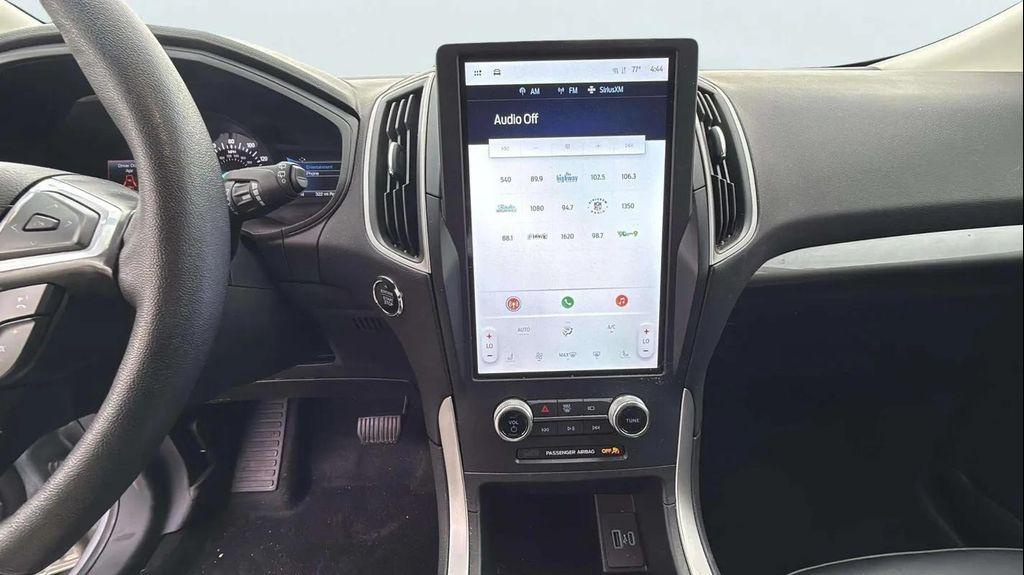 used 2024 Ford Edge car, priced at $26,500