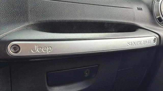 used 2015 Jeep Wrangler Unlimited car, priced at $17,988