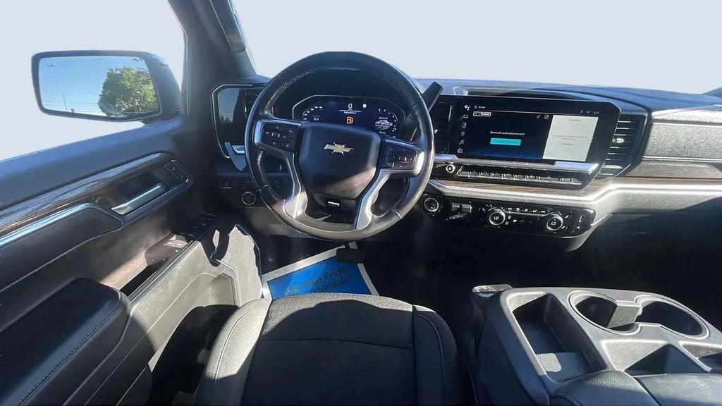 used 2022 Chevrolet Silverado 1500 car, priced at $32,988