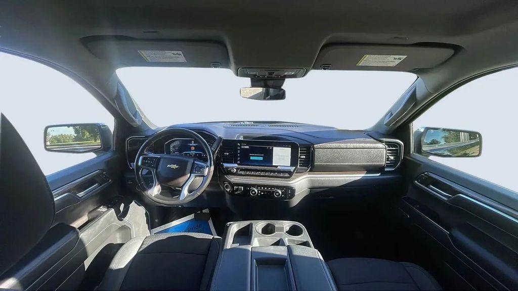 used 2022 Chevrolet Silverado 1500 car, priced at $32,988