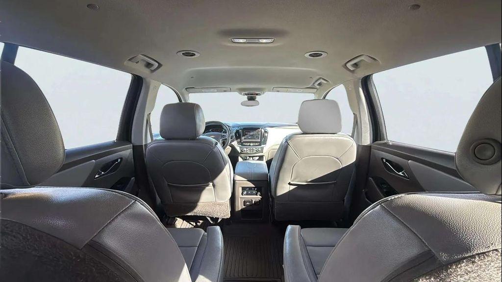 used 2018 Chevrolet Traverse car, priced at $17,988