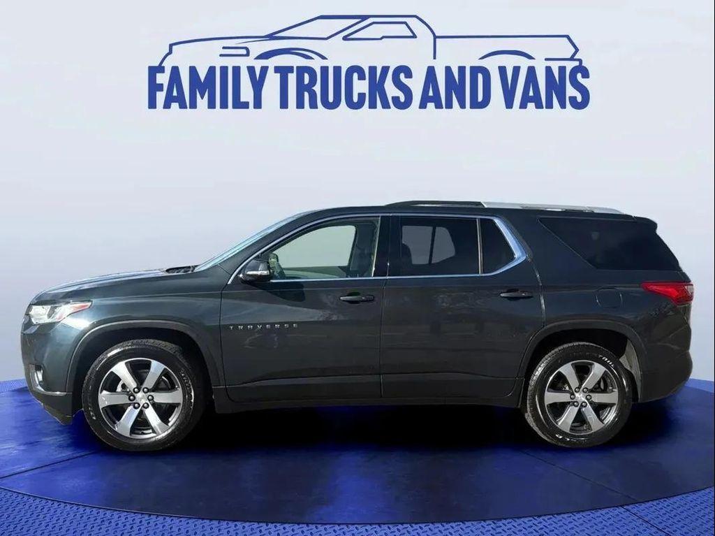 used 2018 Chevrolet Traverse car, priced at $17,988
