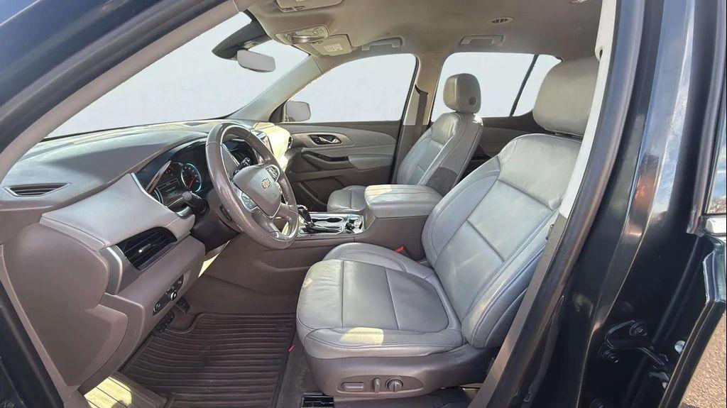 used 2018 Chevrolet Traverse car, priced at $17,988