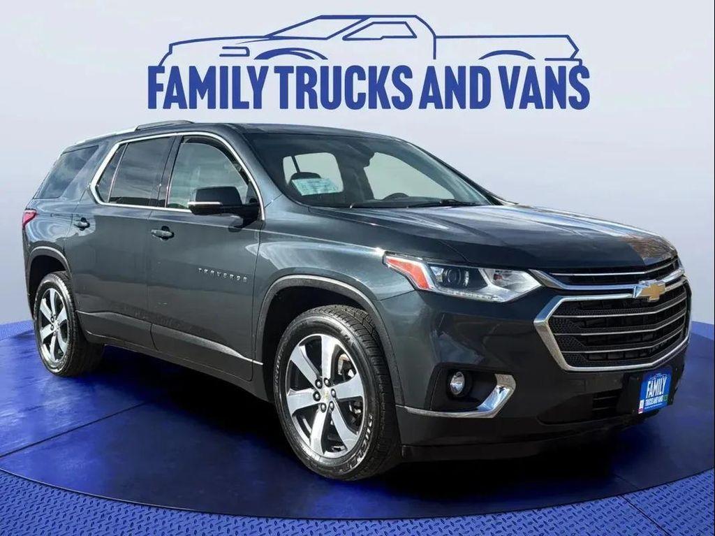 used 2018 Chevrolet Traverse car, priced at $17,988