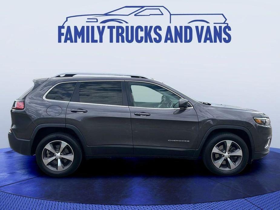 used 2019 Jeep Cherokee car, priced at $18,487