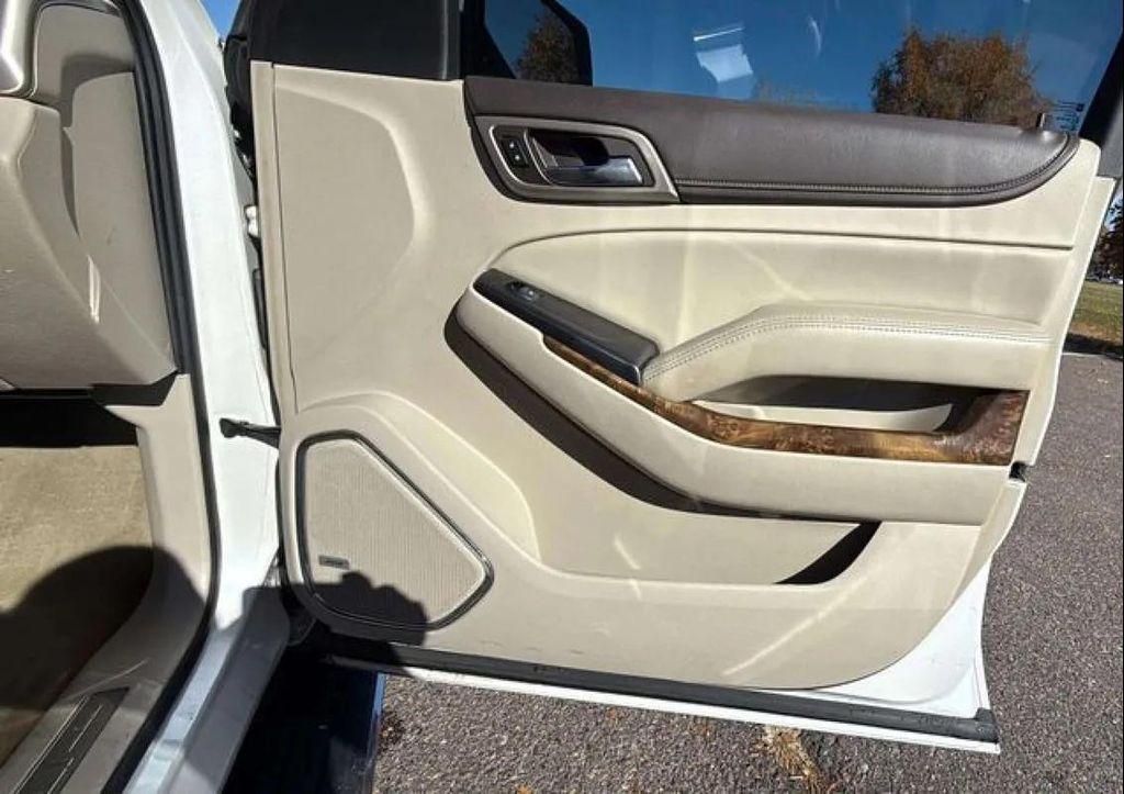 used 2016 GMC Yukon car, priced at $25,988