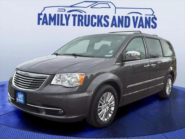 used 2015 Chrysler Town & Country car, priced at $15,487